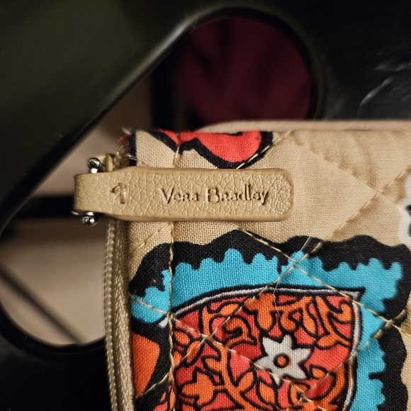#636 Vera Bradley Tan Quilted Multicolor Coin Purse - Picture 2 of 6